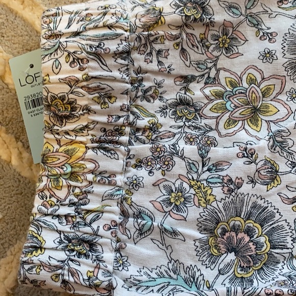 Beautiful Loft Outlet Skirt - Picture 4 of 6